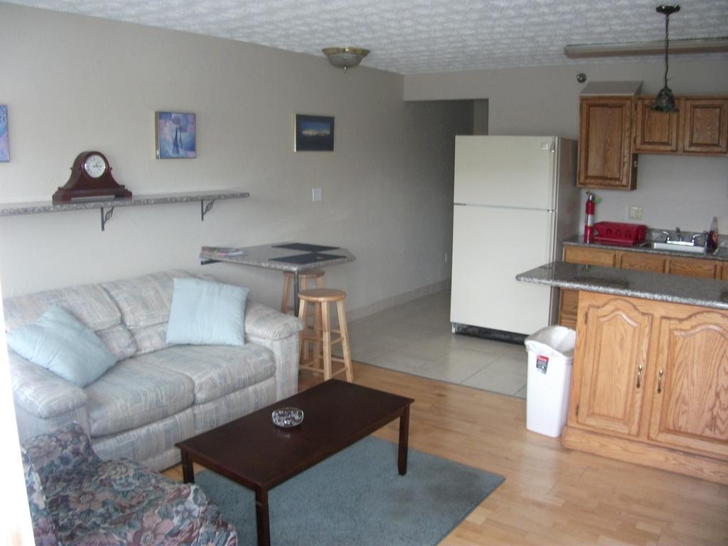Bent Prop Inn And Hostel Of Alaska - Midtown Anchorage Cameră foto